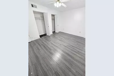 1655 W 44th Pl #304, Hialeah, FL 33012 - Photo 14