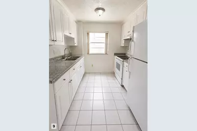 1655 W 44th Pl #304, Hialeah, FL 33012 - Photo 8