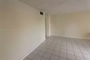 1655 W 44th Pl, Hialeah, FL 33012 - Photo 20