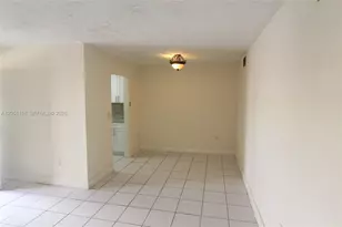 1655 W 44th Pl, Hialeah, FL 33012 - Photo 28