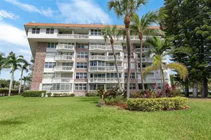 3199 S Ocean Dr, Hallandale Beach, FL 33009 - Photo 30
