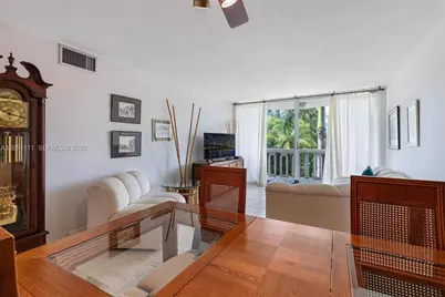 3199 S Ocean Dr #305, Hallandale Beach, FL 33009 - Photo 10