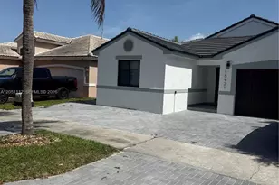 15921 SW 82nd St, Miami, FL 33193 - Photo 2