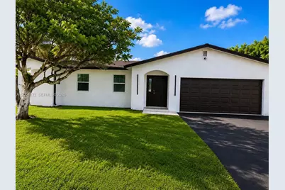 11731 NW 29th Mnr, Sunrise, FL 33323 - Photo 2