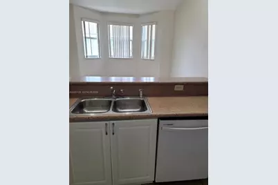 1663 SE 29th St #208, Homestead, FL 33035 - Photo 6