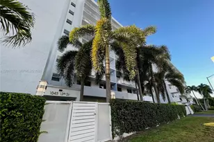 1045 10th St, Miami Beach, FL 33139 - Photo 18
