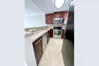 1045 10th St #902, Miami Beach, FL 33139 - Photo 4