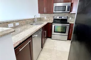 1045 10th St, Miami Beach, FL 33139 - Photo 4