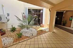 1400 St Charles Pl, Pembroke Pines, FL 33026 - Photo 6