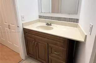 6272 NW 186th St, Hialeah, FL 33015 - Photo 16