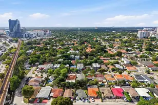 2852 SW 32nd Ct, Miami, FL 33133 - Photo 46