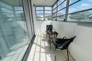 16410 Miami Dr, North Miami Beach, FL 33162 - Photo 12