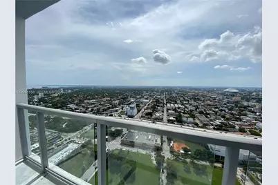 185 SW 7th St #4100, Miami, FL 33130 - Photo 6
