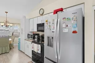 3257 SE Pinto St, Port Saint Lucie, FL 34984 - Photo 10