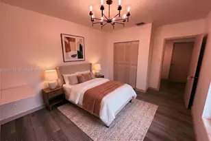 545 NE 111th St, Miami, FL 33161 - Photo 4