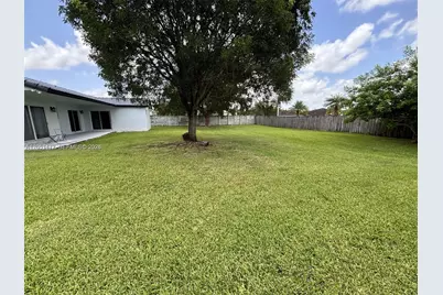 22262 SW 127th Pl, Miami, FL 33170 - Photo 6