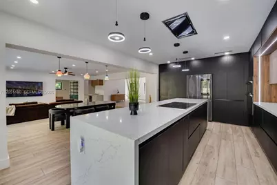 10555 NE 2nd Ave, Miami Shores, FL 33138 - Photo 10