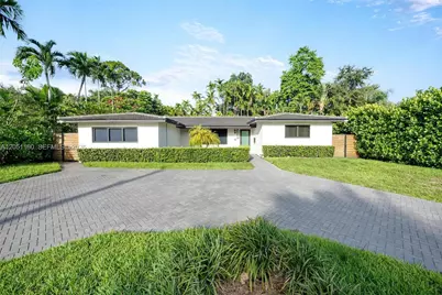 10555 NE 2nd Ave, Miami Shores, FL 33138 - Photo 1