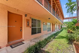 7220 Fairway Dr, Miami Lakes, FL 33014 - Photo 4