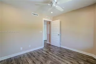 2400 NE 26th St, Fort Lauderdale, FL 33305 - Photo 12