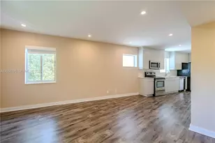 2400 NE 26th St, Fort Lauderdale, FL 33305 - Photo 8