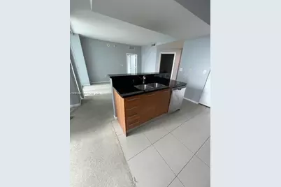 253 NE 2nd St #1202, Miami, FL 33132 - Photo 24