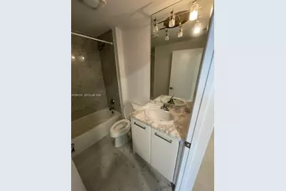 253 NE 2nd St #1202, Miami, FL 33132 - Photo 10