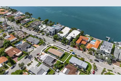 1621 S Treasure Dr, North Bay Village, FL 33141 - Photo 36