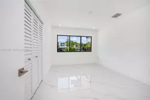 1621 S Treasure Dr, North Bay Village, FL 33141 - Photo 28
