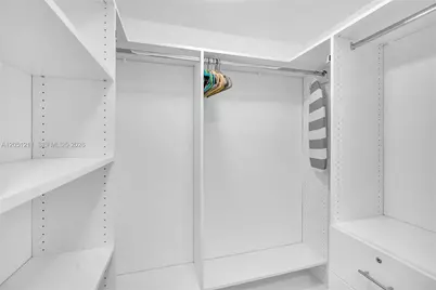 18800 NE 29th Ave #517 (Fully Renovated), Aventura, FL 33180 - Photo 18
