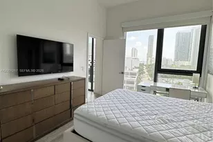 121 NE 34th St, Miami, FL 33137 - Photo 12