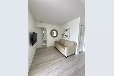121 NE 34th St #L605, Miami, FL 33137 - Photo 2