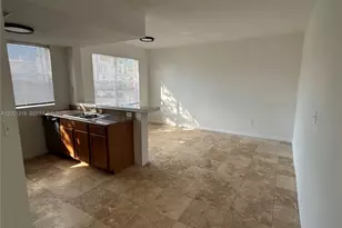 953 SW 10th St, Miami, FL 33130 - Photo 2