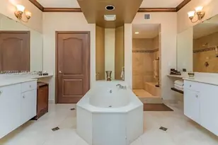 10700 NW 66th St, Doral, FL 33178 - Photo 14