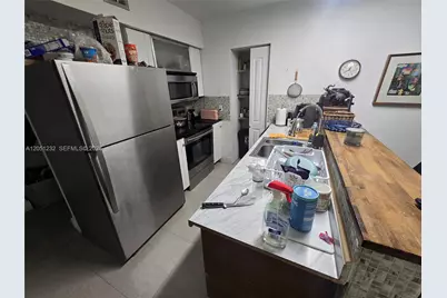 7025 Rue Granville #1, Miami Beach, FL 33141 - Photo 8