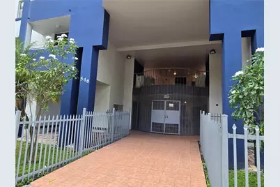 546 SW 1st St #607, Miami, FL 33130 - Photo 2