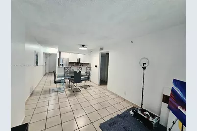 546 SW 1st St #607, Miami, FL 33130 - Photo 14
