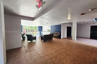 546 SW 1st St, Miami, FL 33130 - Photo 22