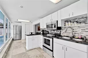 6661 Greene St, Hollywood, FL 33024 - Photo 6