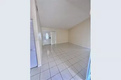 12271 SW 205th St, Miami, FL 33177 - Photo 2