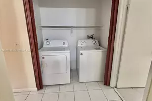12271 SW 205th St, Miami, FL 33177 - Photo 8