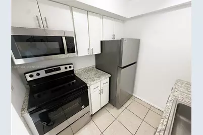 7340 SW 82nd St #C205, Miami, FL 33143 - Photo 1