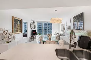 475 Brickell Ave, Miami, FL 33131 - Photo 10