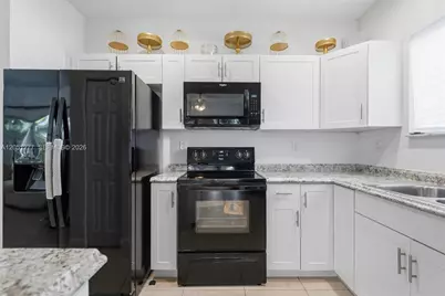 357 NE 35th Ter, Homestead, FL 33033 - Photo 20