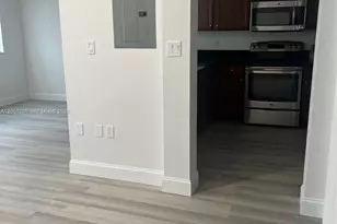 8760 NW 97th Ave, Doral, FL 33178 - Photo 24