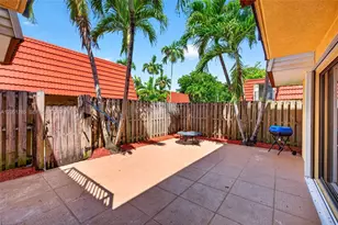 719 NW 98th Cir, Plantation, FL 33324 - Photo 36