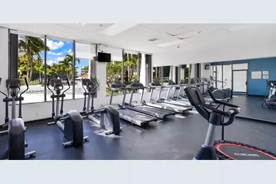 100 Bayview Dr #2014, Sunny Isles Beach, FL 33160 - Photo 40