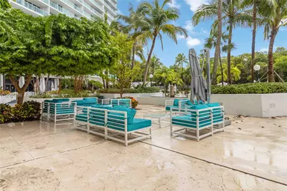 100 Bayview Dr #2014, Sunny Isles Beach, FL 33160 - Photo 42