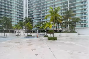 100 Bayview Dr, Sunny Isles Beach, FL 33160 - Photo 48