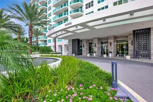 20201 E Country Club Dr, Aventura, FL 33180 - Photo 36